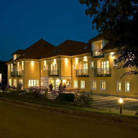 Szálloda Akzent Bayerwald-residenz Neukirchen